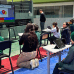 Estudiantes de Saint Patrick's en la actividad del Mes de la Biblia